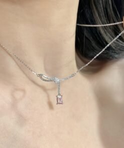 Aurora Small Sugar Cube Ribbon Knot Necklace Female Clavicle Chain