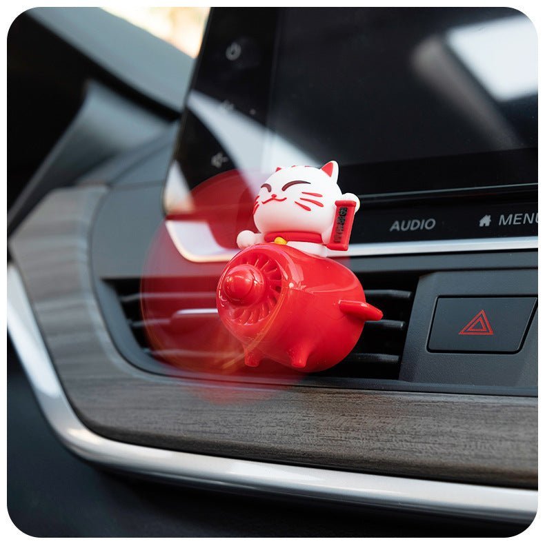 Car Cartoon Air Outlet Aromatherapy To Remove Odor Cute Ornaments - الصورة 3