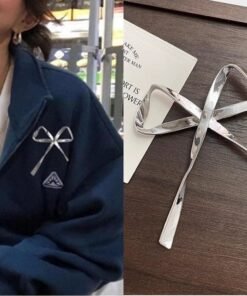 Cold Style Silver Bow Brooch