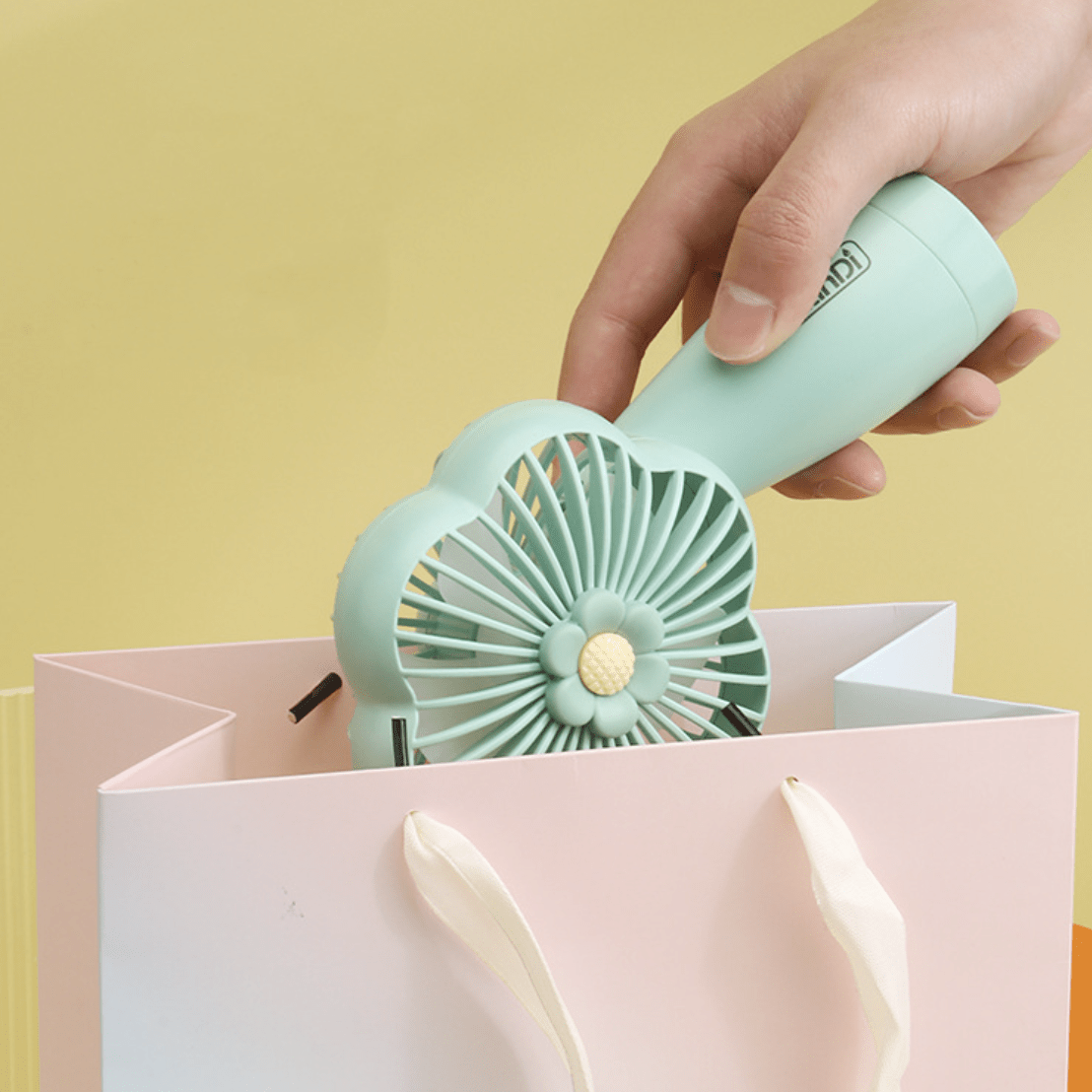 Compact Flower Fan - الصورة 3