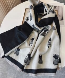 Cute Kitten Plaid Contrast Color Cashmere Shawl Scarf