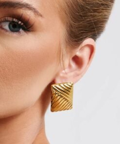 European And American Stainless Steel 18K Gold Rectangular Twill Symmetrical Eye-catching Large Studs Retro