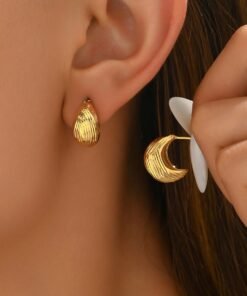 Niche Women's Ear Studs Geometric Pleated Lines