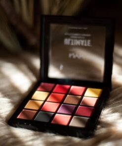 NYX - Professional Eye Shadow Palette ©